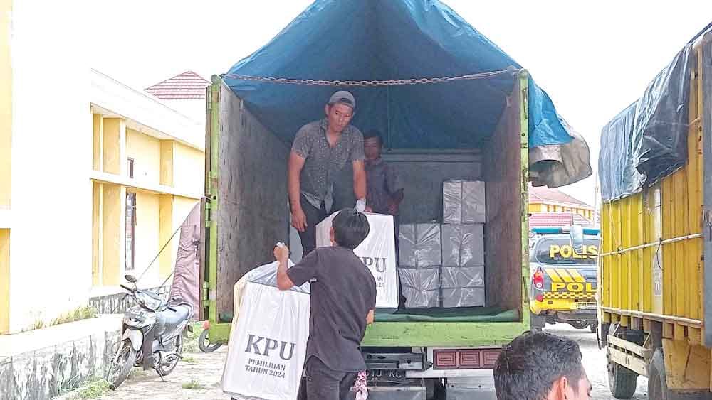 KPU OKU Timur Kosongkan Gudang, Logistik Pemilu dan Pilkada 2024 Segera Dilelang!