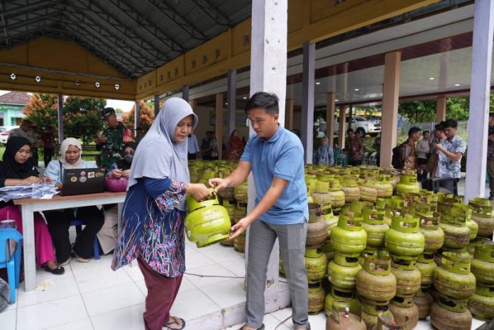 Pemkab Muara Enim dan Pertamina Gelar Operasi Pasar LPG 3 Kg