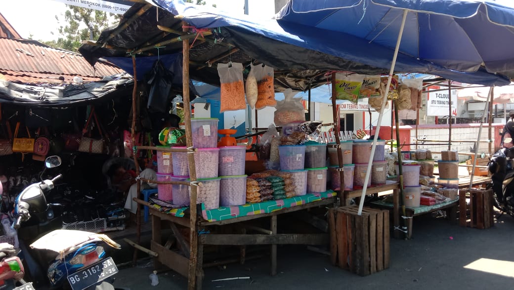 H-8 Lebaran, Penjual Kue Kering Mulai Menjamur 