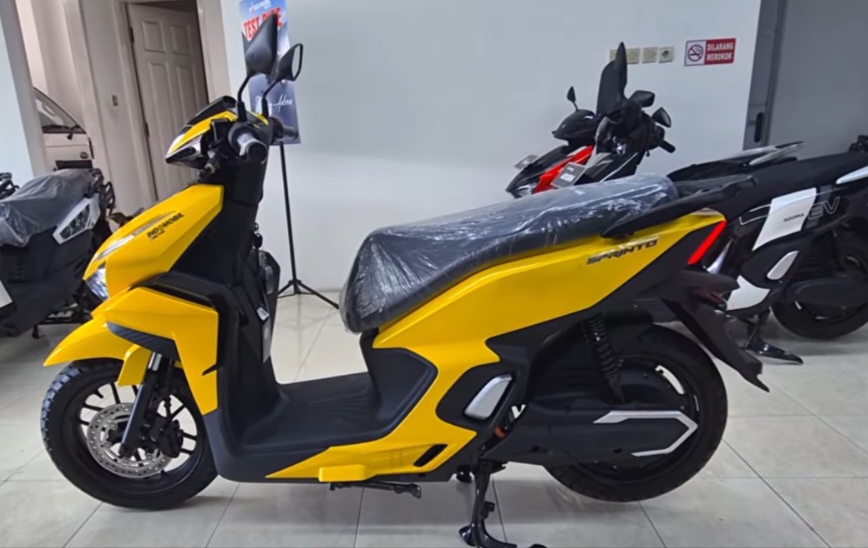 Sprinto 2026 Resmi Mengaspal, Motor Listrik dengan Android Auto, Fast Charging dan Pajak Tahunan Hanya Rp35