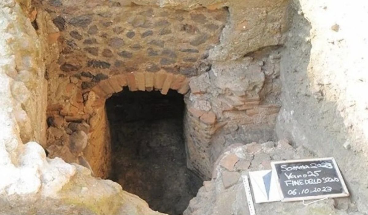 Menakjubkan Penemuan Vila Kaisar Romawi Kuno: Jejak Sejarah Terkubur Dalam Abu Vulkanik