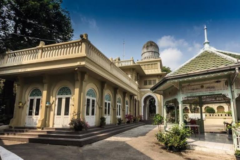 10 Masjid di Bangkok Thailand, Punya Nilai Sejarah dan Arsitektur yang Indah