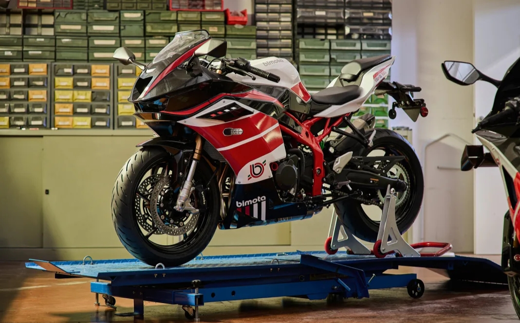 Bimota KB399 Resmi Meluncur, Motor Supersport 400cc Berbasis Kawasaki Ninja ZX-4RR dengan Komponen Premium 