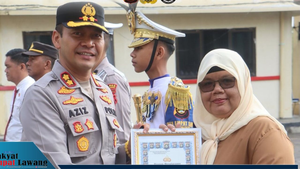 SMPN 1 Tebing Tinggi Raih Penghargaan Kapolres Empat Lawang Usai Siswa Sabet Juara 1 The Best Costume PKS 
