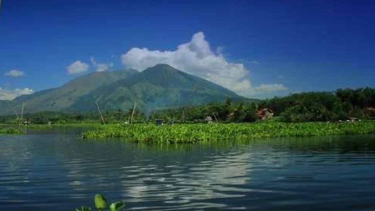 Misteri Lintah Sebesar Bantal Jelmaan Nyai Endit di Situ Bagendit, Danau Legendaris di Garut Jawa Barat