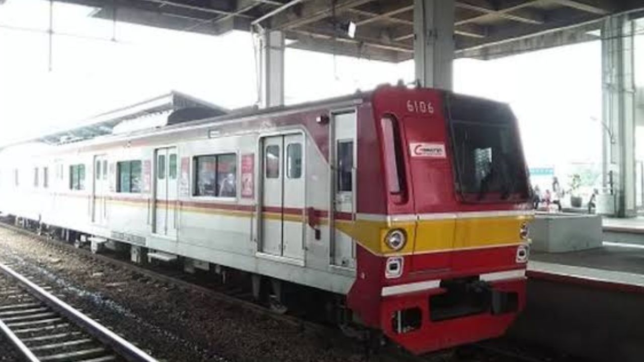 NGERI!! Misteri Kereta Jabodetabek, KRL dari Bogor menuju Jakarta Tanpa Masinis dan Pasokan Listrik