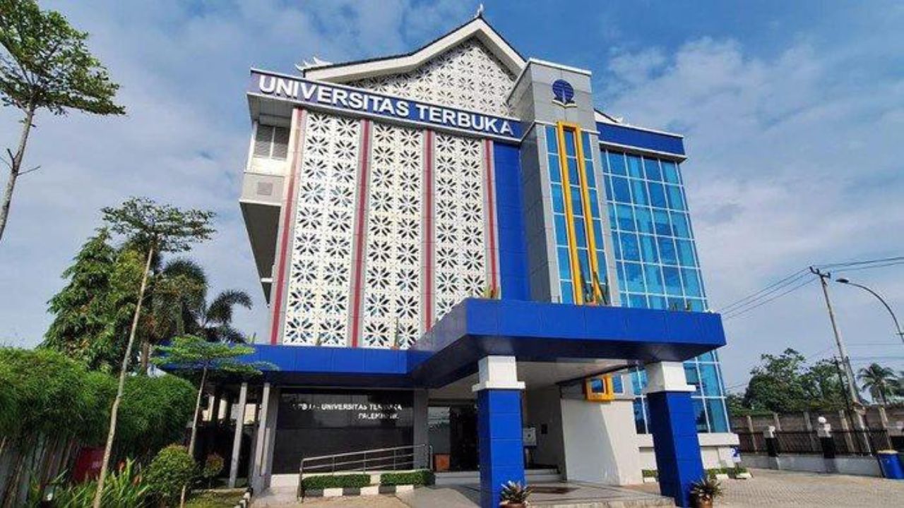 Pendaftaran Mahasiswa Baru Universitas Terbuka: Peluang dan Beasiswa yang Tersedia