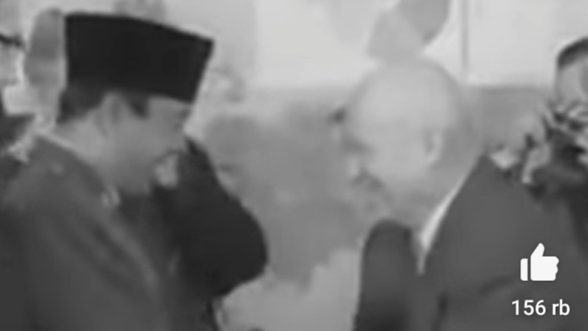 Bagaimana Soekarno Menundukkan Uni Soviet: Sebuah Episode Diplomasi yang Menarik
