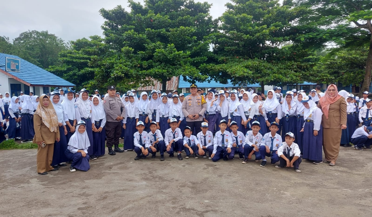 Kapolsek Muara Pinang Ajak Siswa Jauhi Narkoba