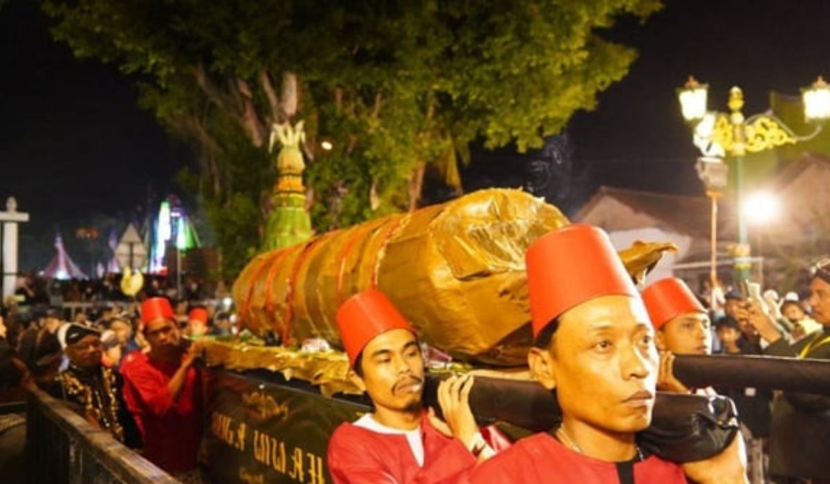 Tradisi Rebo Pungkasan: Sejarah yang Melekat hingga Kini