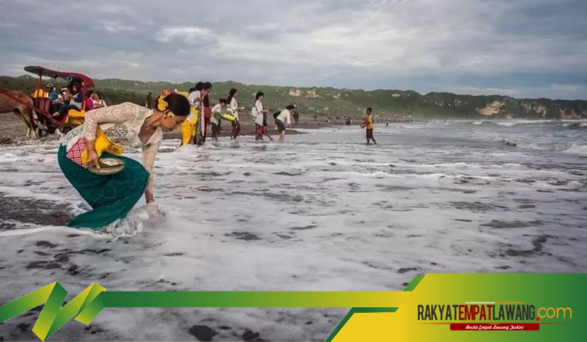 Destinasi Wisata Pantai Angker di Yogyakarta: Siapa yang Berani Uji Nyali?