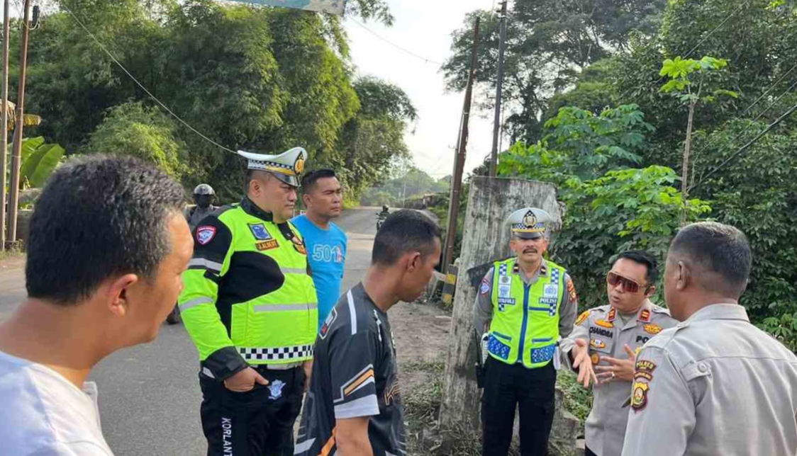 Kapolsek Merapi Barat Iptu Chandra Kiarana Perketat Keamanan dan Atasi Kemacetan