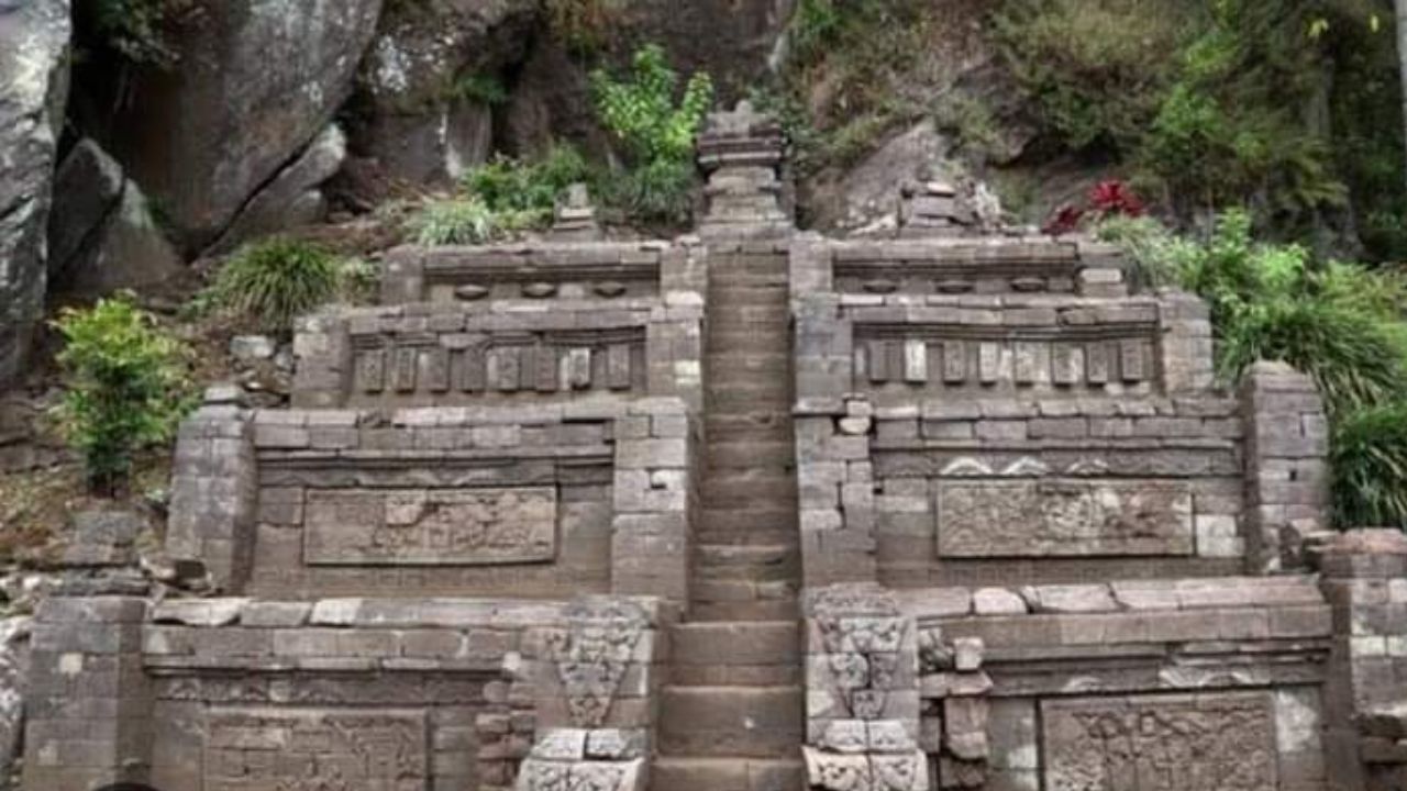 Candi Kendalisada, Jejak Kepurbakalaan di Gunung Penanggungan