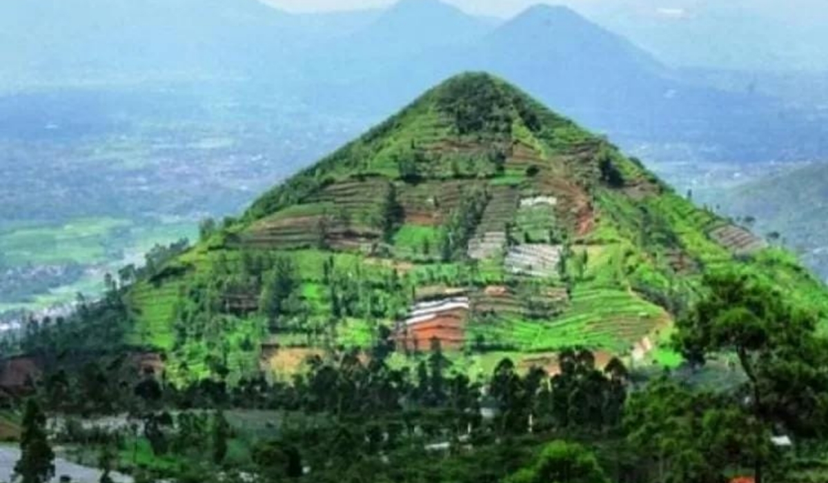 Ternyata Begini Rahasia Asal Usul Batu di Situs Gunung Padang Terungkap Melalui Penelitian Geologi