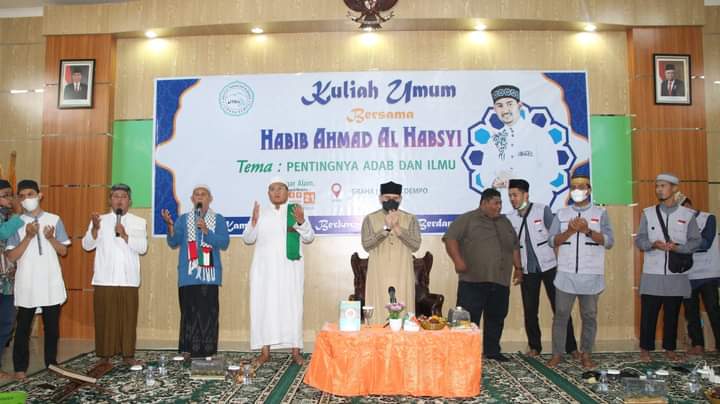 Keturunan Nabi Muhammad Datang Langsung ke Kampus ITBis Lembah Dempo