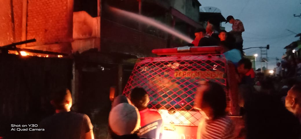 Jelang Berbuka Puasa, Sembilan Rumah di Pendopo Habis Terbakar