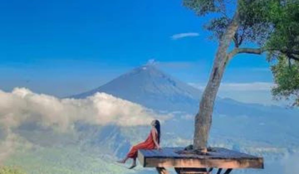 TOP 5 Gunung Tertinggi di Bali: Referensi Liburan Selain Pantai dan Hura-Hura