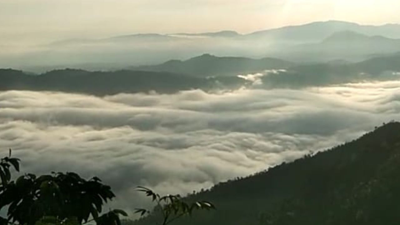 Mirip Gunung Putri Lembang, Empat Lawang Juga Ada Negeri di Atas Awan, Cek Lokasinya!