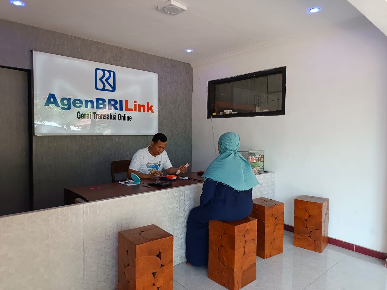 Agen BRILink di Situbondo: Mendekatkan Akses Perbankan bagi Masyarakat Desa