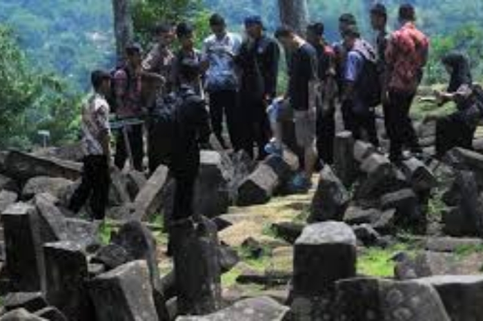 Gunung Padang: Situs Megalitikum Terbesar di Asia Tenggara dengan Sejuta Cerita Mistis