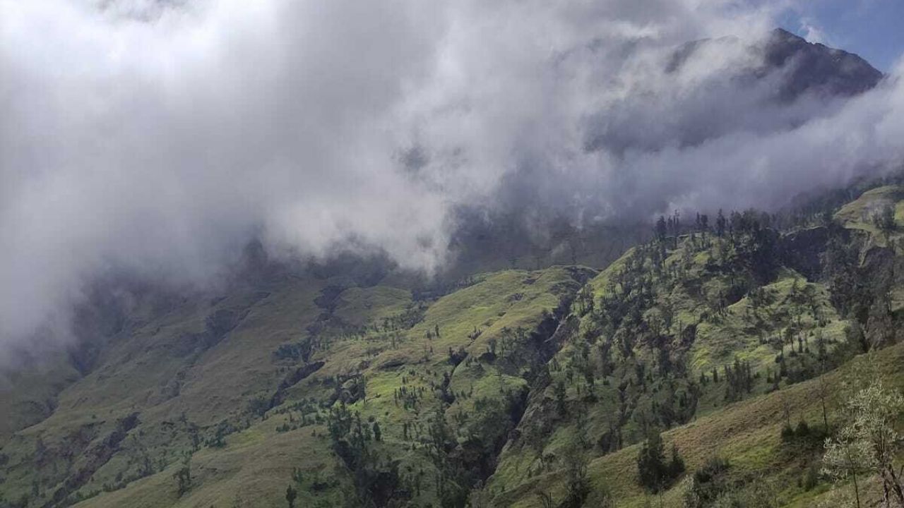 Misteri Gunung Rinjani Terdapat Bukit Penyesalan,Legenda dan Keberanian Pendaki 