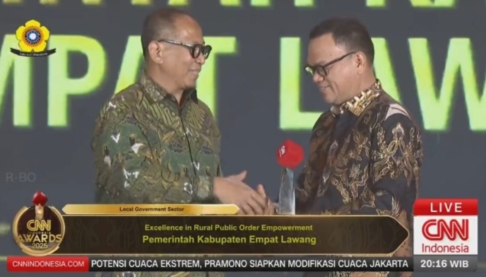 Bupati Empat Lawang Raih Penghargaan “Excellence in Rural Public Order Empowerment” Berkat Inovasi POL PP Desa