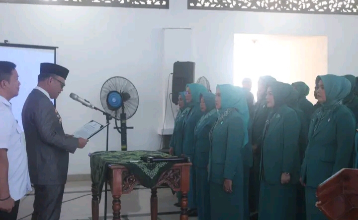 Bupati Empat Lawang Kukuhkan Ketua TP-PKK dan Tim Pembina Posyandu, Tegaskan Komitmen Tingkatkan Kesejahteraan