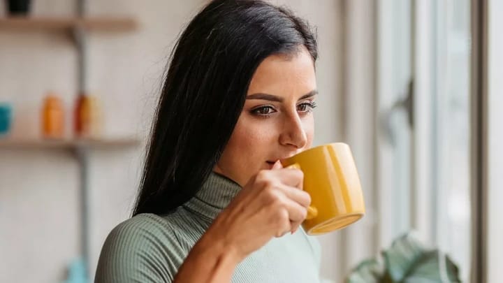 Minum Air Cengkeh Sebelum Tidur? Ini Manfaat Luar Biasa untuk Kesehatan Anda