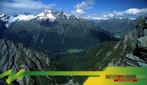 Keindahan Taman Nasional Aoraki/Mount Cook, Surga Alam di Pegunungan Alpen