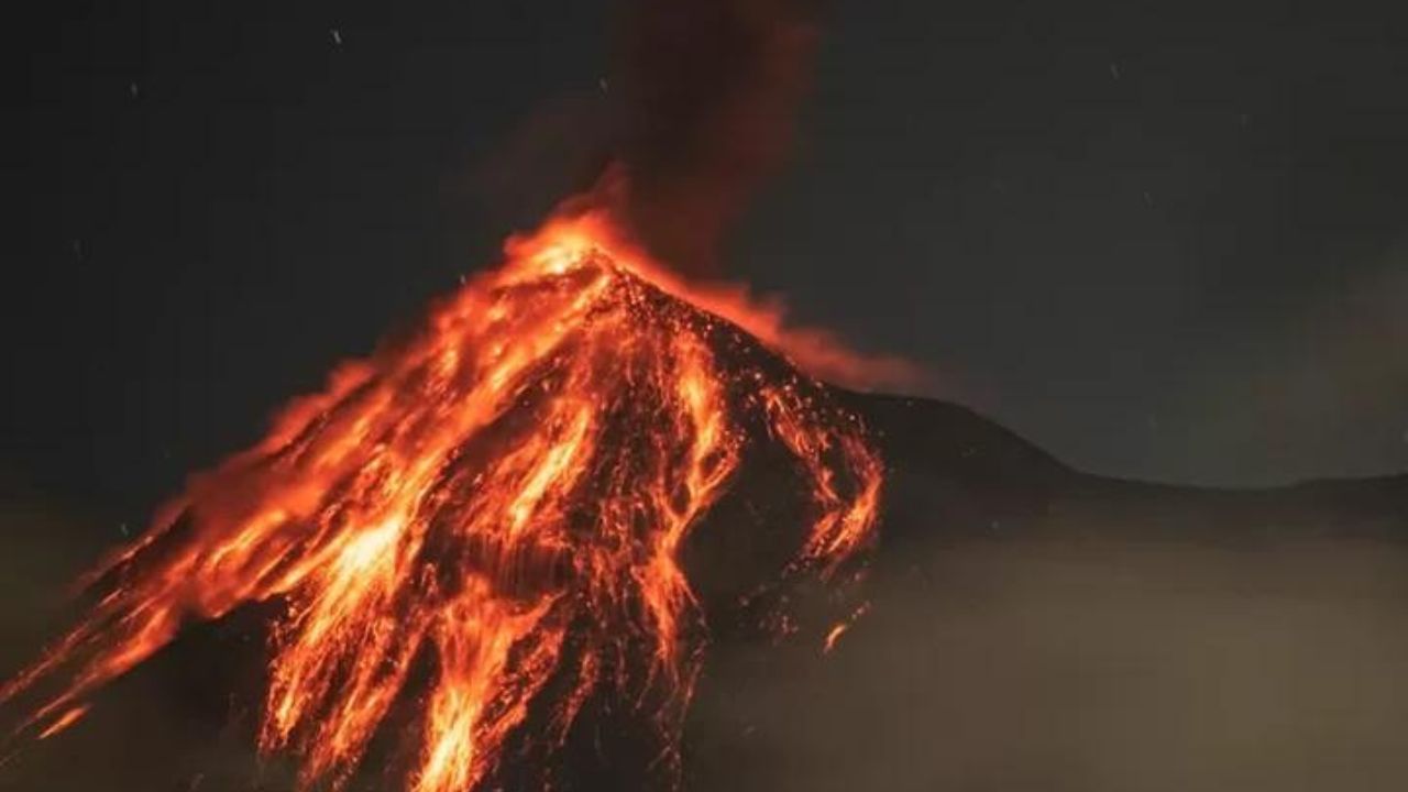 Letusan Mematikan: 5 Gunung Berapi Paling Berbahaya