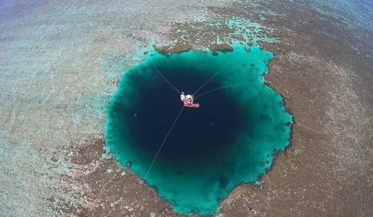 Misteri Lubang Raksasa di Laut Meksiko yang Tak Diketahui Dasarnya