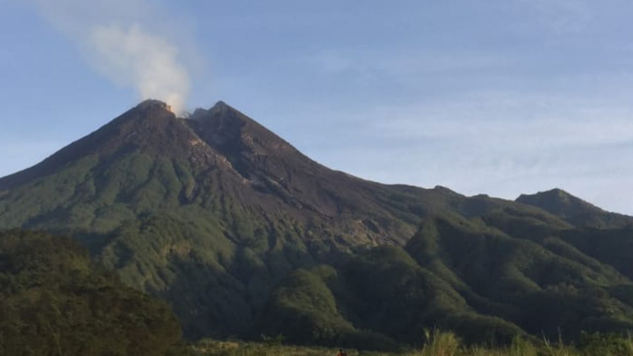 Misteri Gunung Merapi: Keajaiban Alam dan Keraton Merapi