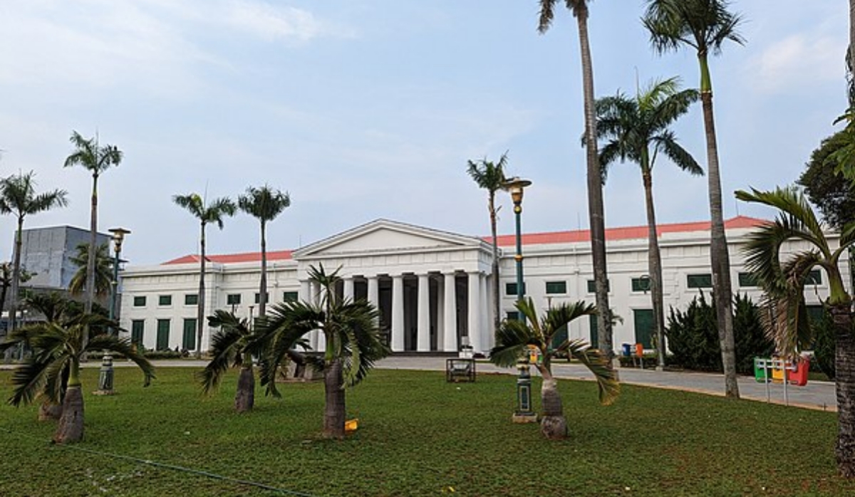 Memahami Seni dan Kekayaan Keramik di Museum Seni Rupa dan Keramik