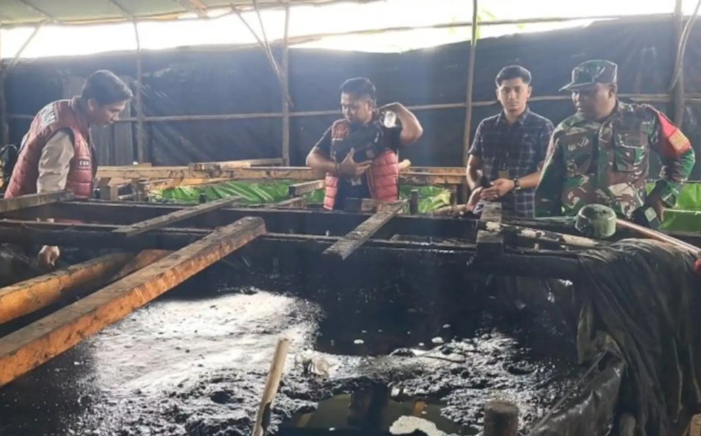 Polres Muara Enim Bongkar Tiga Gudang Penampungan BBM Ilegal di Gelumbang dan Lembak