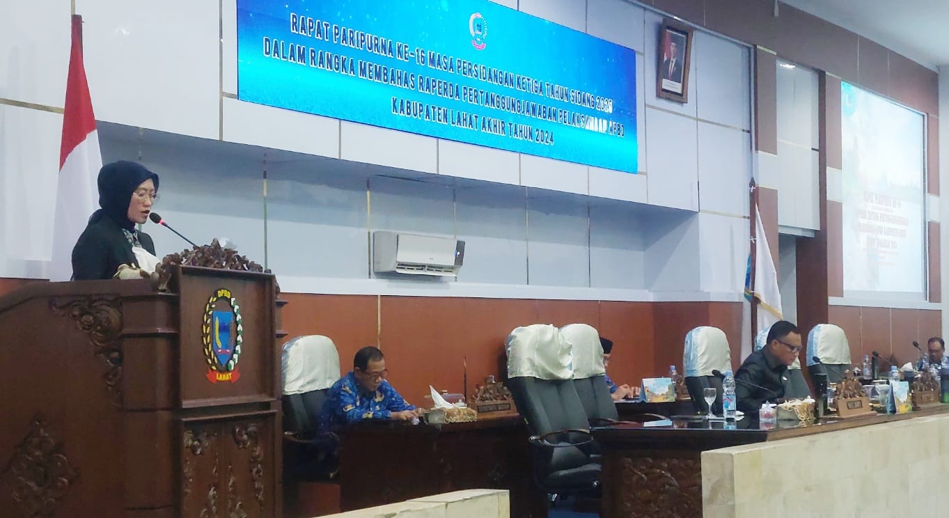 Wabup Lahat Widia Ningsih Tanggapi Pandangan Fraksi DPRD Terkait Raperda Pertanggungjawaban APBD 2024