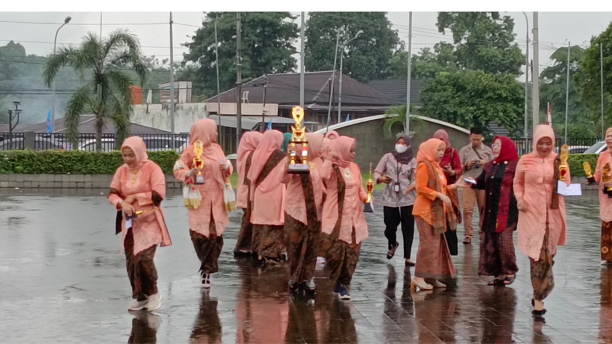 Kisah Penuh Keberanian: Peringatan Hari Ibu ke-95 di Kabupaten Empat Lawang