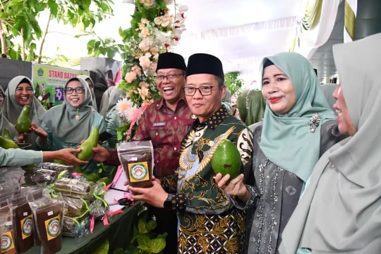 Meriah dan Berkah! Bazar UMKM Ramaikan Hari Amal Bakti Kemenag Sumsel ke-79