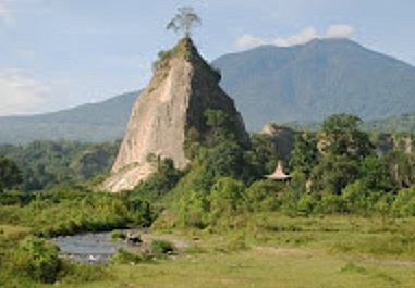 Misteri Bukit Tambun Tulang: Legenda Kelam yang Menyimpan Banyak Kisah