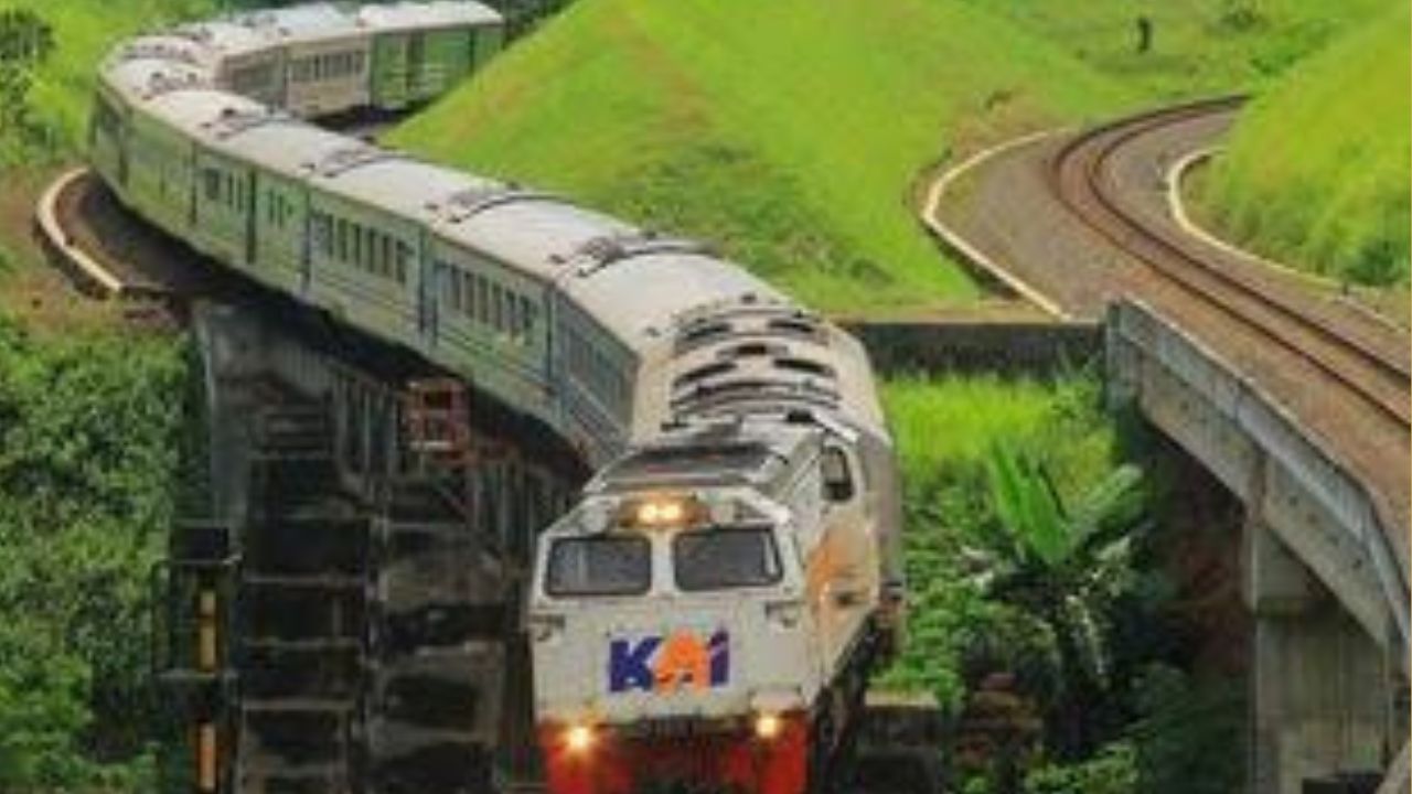Cerita dari Semarang Jawa Tengah, Ada Kisah Kereta Berjalan Sendiri Tanpa Masinis di Dekat Stasiun Poncol
