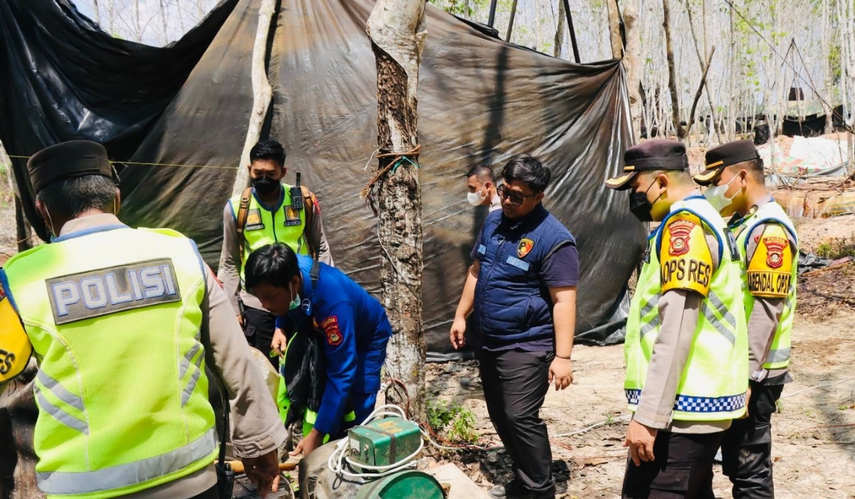 93 Sumur Di Musi Banyuasin Di Tutup Sub Satgas Gakkum Ilegal Drilling dan Illegal Refinery, Ada Apa? 