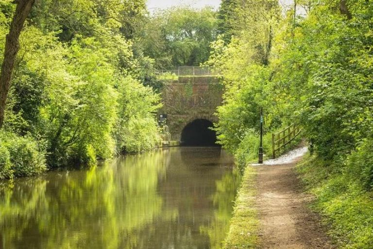 Jalan-Jalan Seru di Birmingham, Nggak Cuma Sutton Park!