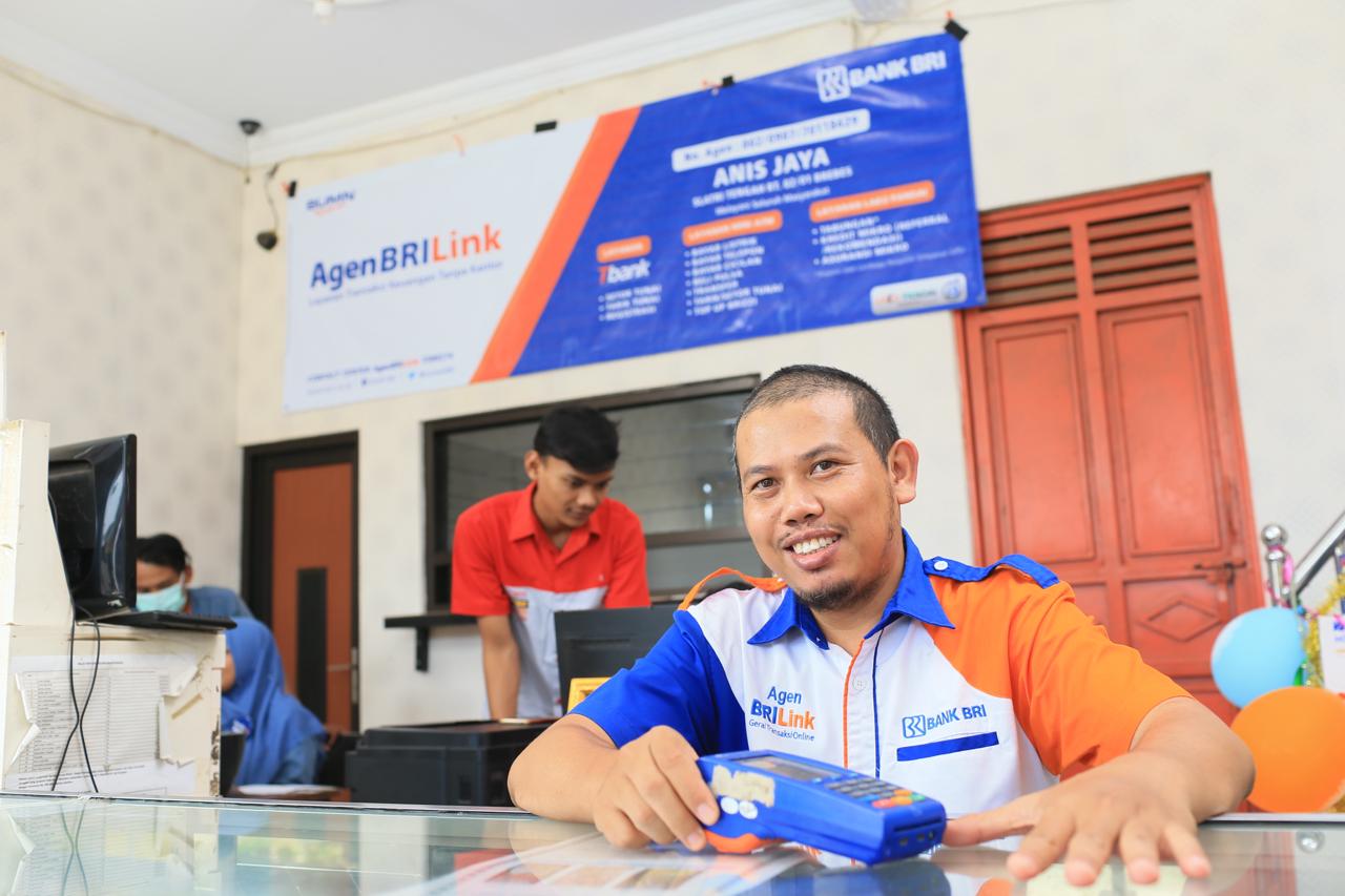 AgenBRILink Jangkau 67 Ribu Desa, BRI Perkuat Inklusi Keuangan Nasional