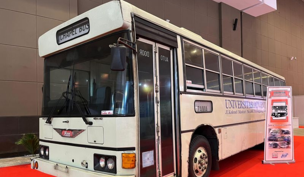 Bus Klasik Meriahkan Busworld Southeast Asia 2024: Kisah Unik di Balik Restorasi Kendaraan Bersejarah