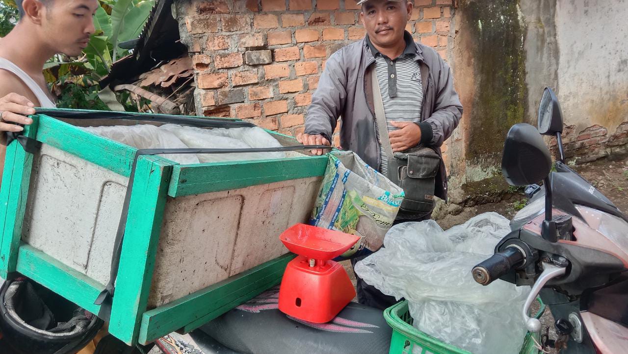 Nasib Penjual Ikan Keliling, Musim Hujan Penghasilan Setiap Hari tak Menentu