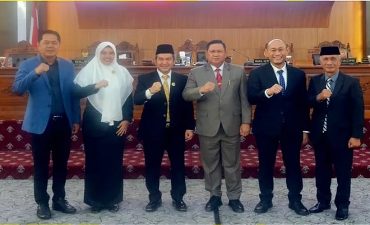 Lubuklinggau Punya Pemimpin Baru! Paslon H Rachmad Hidayat-H Rustam Effendi Ditetapkan Sebagai Wali Kota 