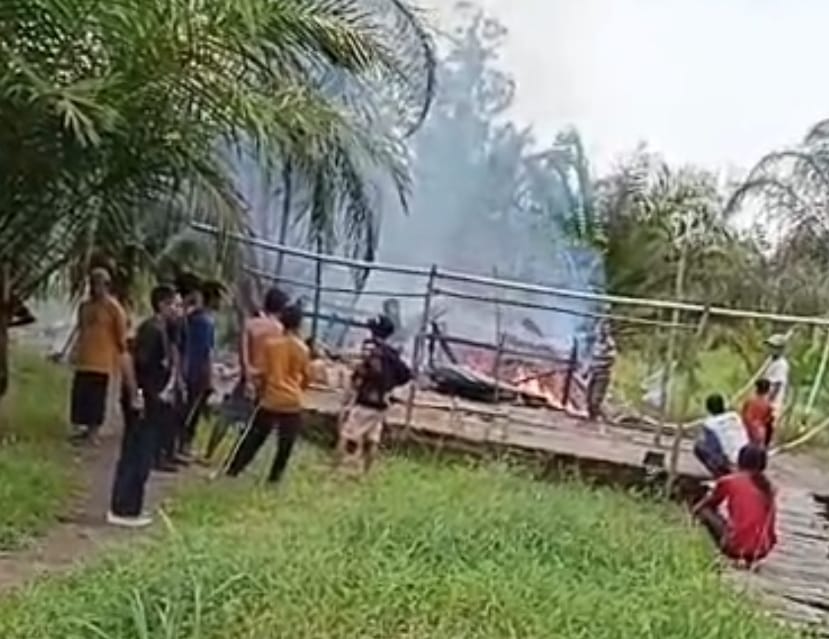 Kebakaran Rumah di Indralaya Diduga Akibat Korsleting Listrik, Kerugian Rp 50 Juta