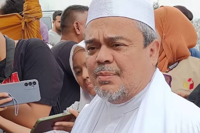 Kritik Keras Habib Rizieq ke Polisi dan Pemerintah: Masa Penjudi Pake Dibagi Bansos!