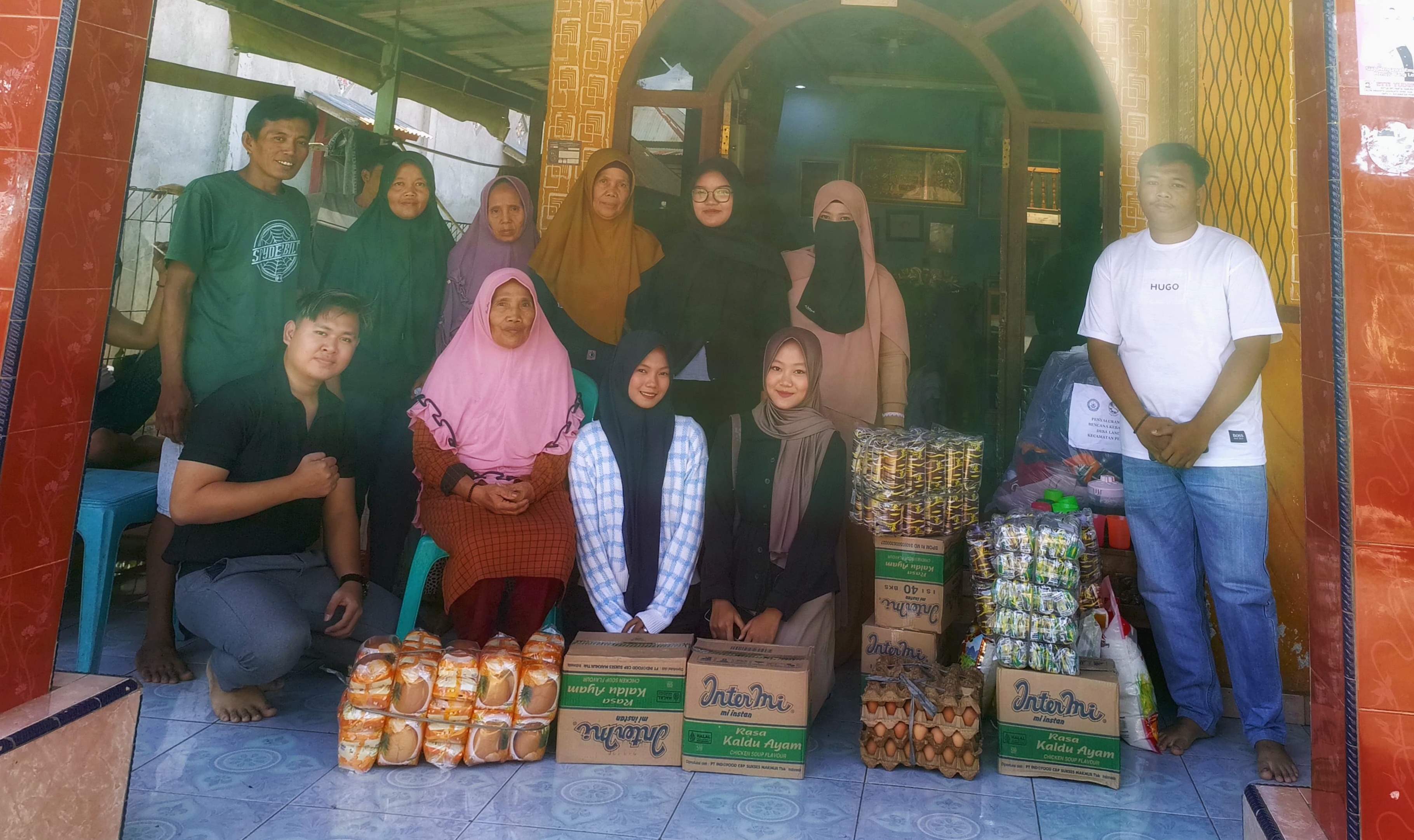 PERMEL Serahkan Donasi untuk Korban Kebakaran di Desa Landur, Empat Lawang