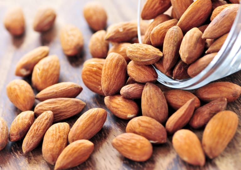 Mengungkap Rahasia Almond, Camilan Lezat yang Bantu Turunkan Berat Badan!