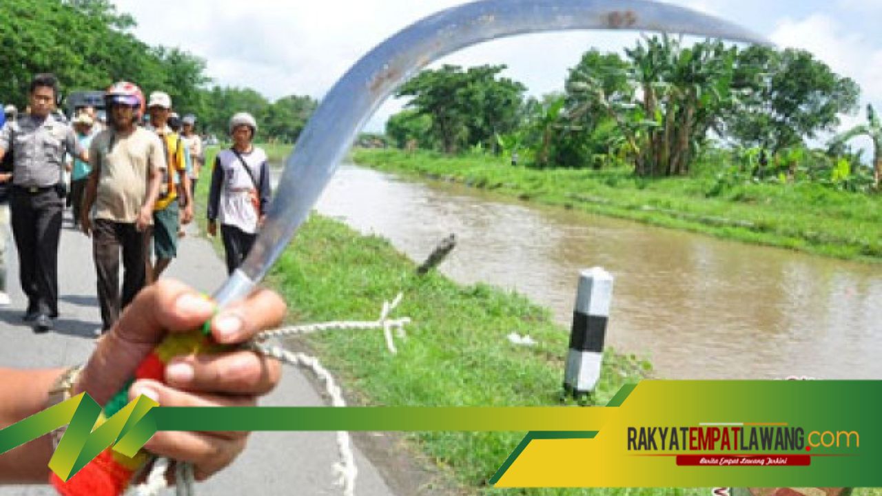 Celurit Membara: Jejak Tradisi Carok dan Misi Memelihara Martabat Madura